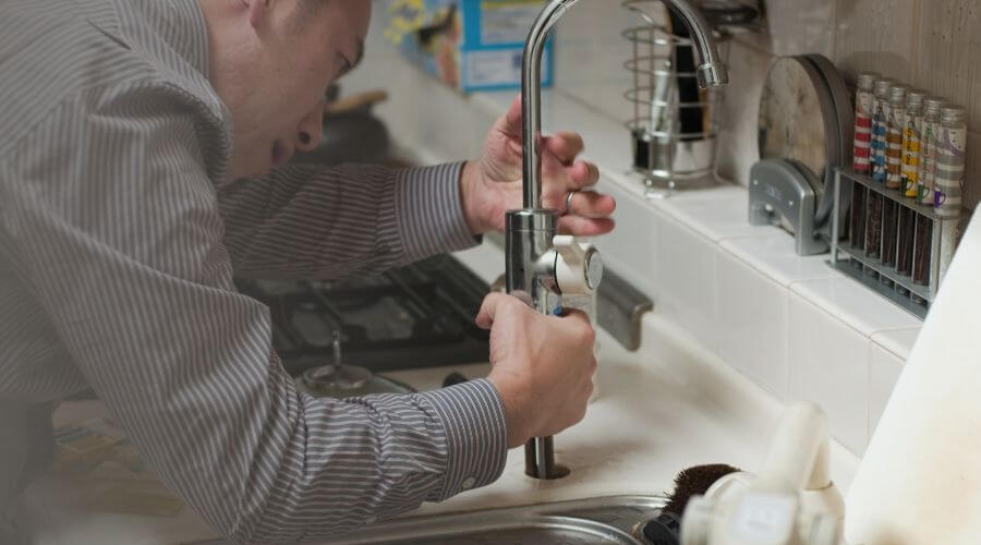 Professional Tankless Water Heater Installation in Des Arc, AR